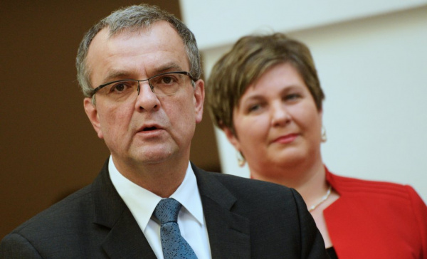 Kalousek: Vláda nechce dluhovou brzdu, bude raději utrácet 