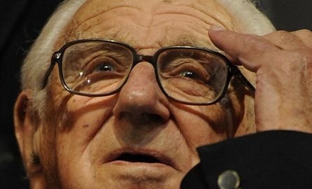 Zachránce židovských dětí sir Nicholas Winton slaví dnes 105 let!