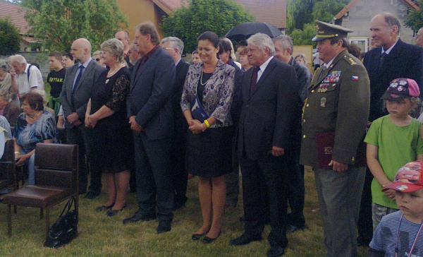 Pietní akt k uctění památky skupiny Silver A