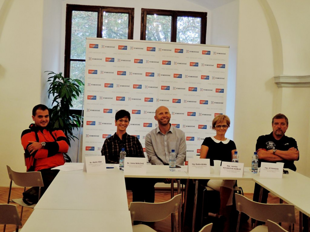 TOP 09 odstartovala kampaň s heslem: „OTEVŘENÁ RADNICE“