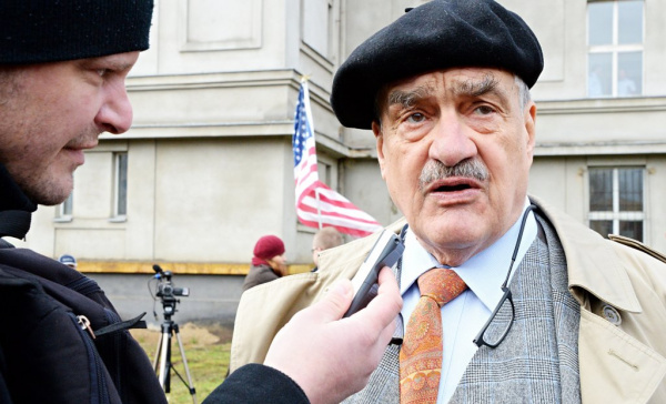 Schwarzenberg: Chování Ruska oslavy konce druhé světové války kazí