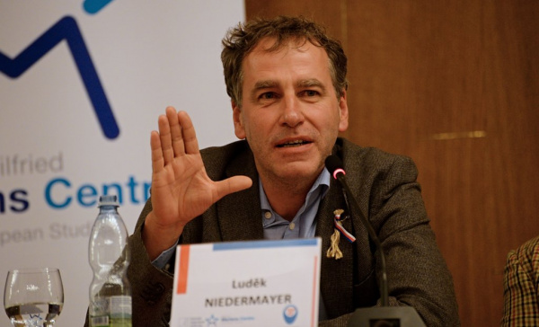 Niedermayer: Řecká loterie v 10 bodech