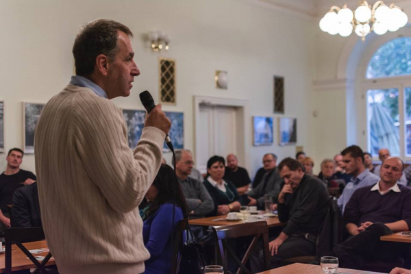 Niedermayer: Je třeba se vrátit k debatě o přijetí eura a vést ji odpovědně