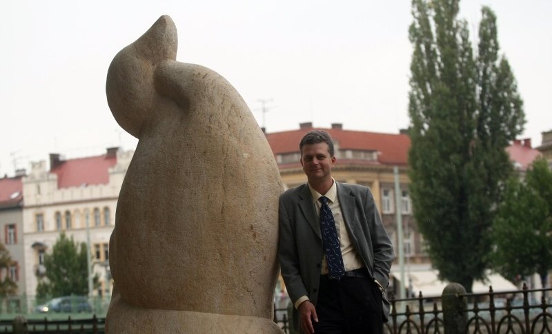 Hradec opraví kiosky u mostu na třetí pokus