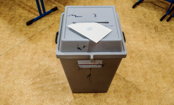 Volební komise: Zapojte se do spravedlivého sčítání hlasů