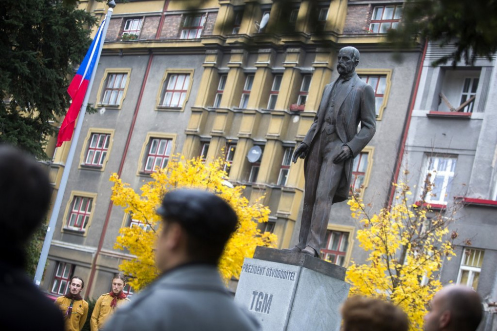 Lide československý. Tvůj odvěký sen se stal skutkem