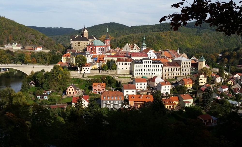 V Lokti zrestaurují sochu Goetha