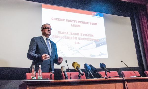 TOP 09: Změny v daních byly uzákoněny pouze dočasně, vláda by měla lidem peníze vrátit