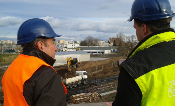 Skalický: Do Vánoc stavbaři dokončí mosty přes koridor a trať Pardubice – Hradec Králové