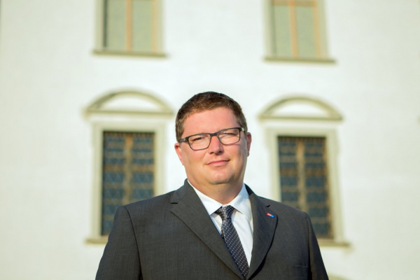 Příběh Muchovy Slovanské epopeje ožil v unikátní výstavě