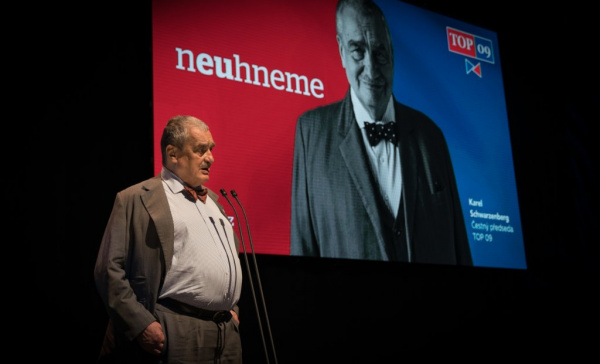 Lidi nepodceňuju, máme inteligentní voliče, říká čestný předseda TOP 09 Karel Schwarzenberg