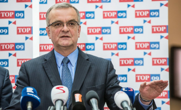 Kalousek: Už několik let jsme mohli platit nižší daně