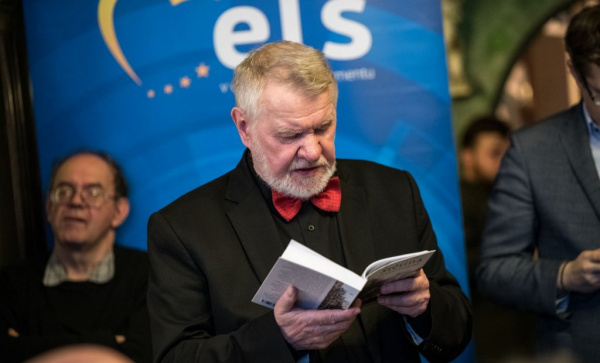 Štětina v Pardubicích: Jsme v hybridní válce