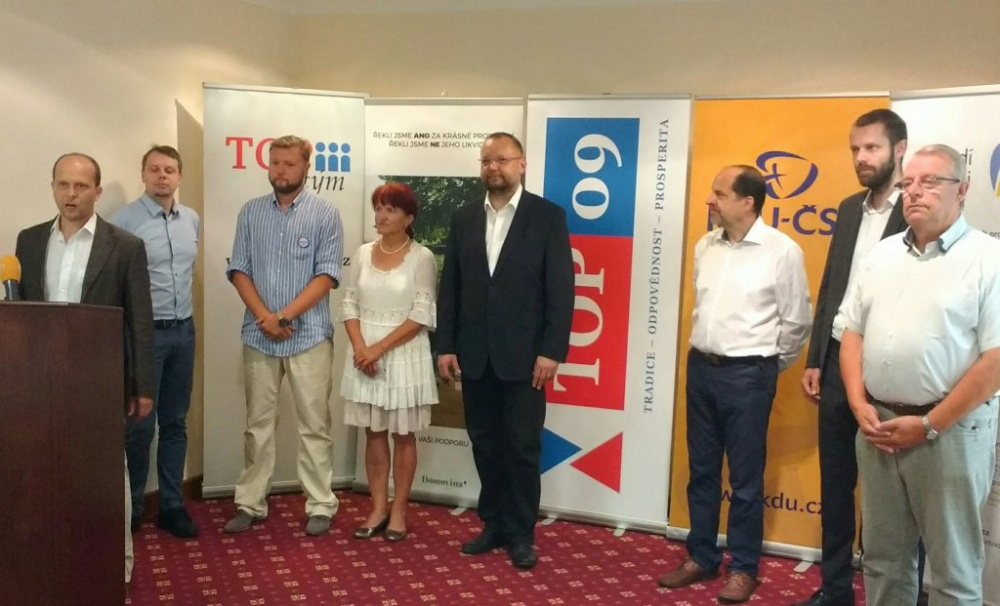 Lidovci, TOP 09 a nezávislí půjdou v Českých Budějovicích do voleb společně