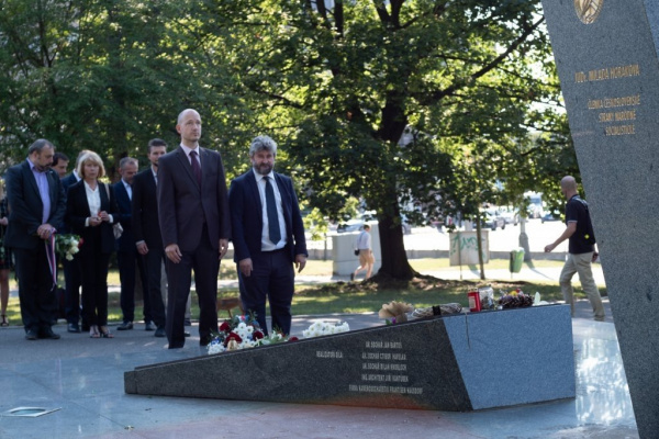 U památníku Milady Horákové na Praze 4 jsme si připomněli Den památky obětí komunistického režimu