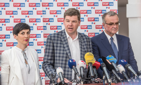 TOP 09 požaduje okamžité zastavení proplácení dotací holdingu Agrofert