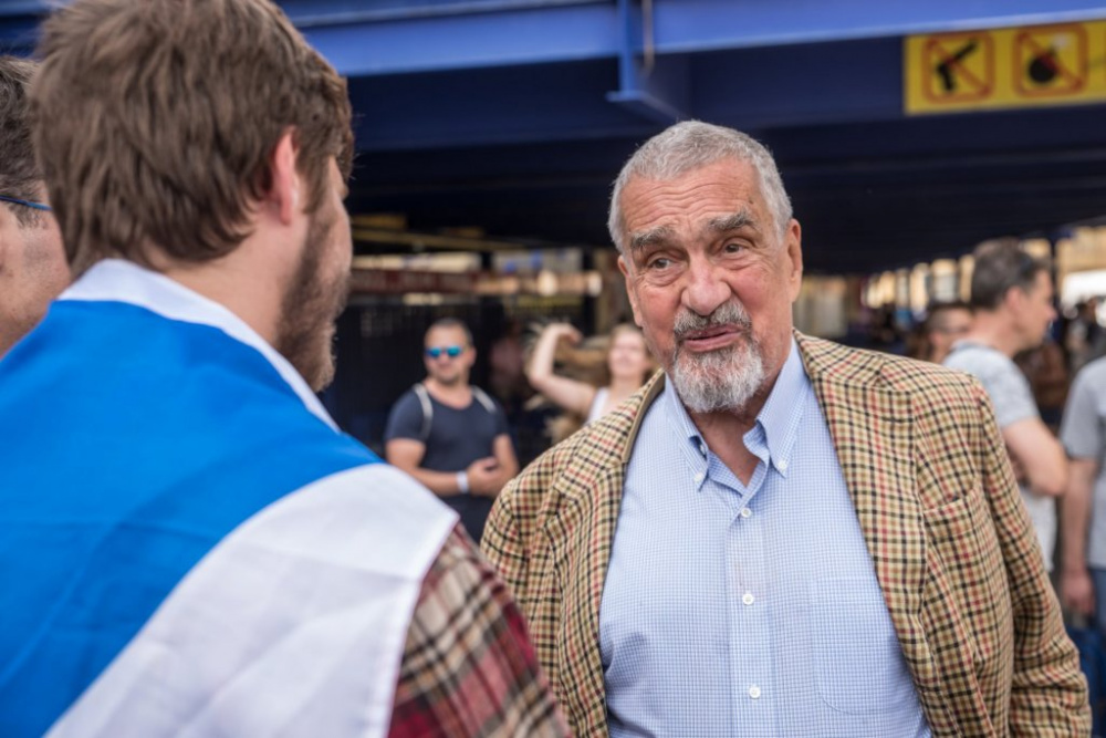 V Plzni bude 30. října debatovat Karel Schwarzenberg i Luděk Niedermayer