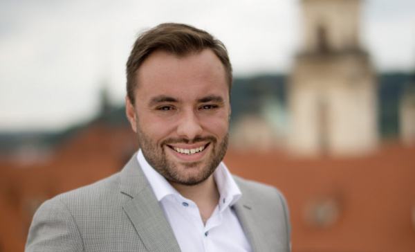 Chabr: Při příležitosti 17. listopadu nasvítíme Petřínskou rozhlednu v národních barvách
