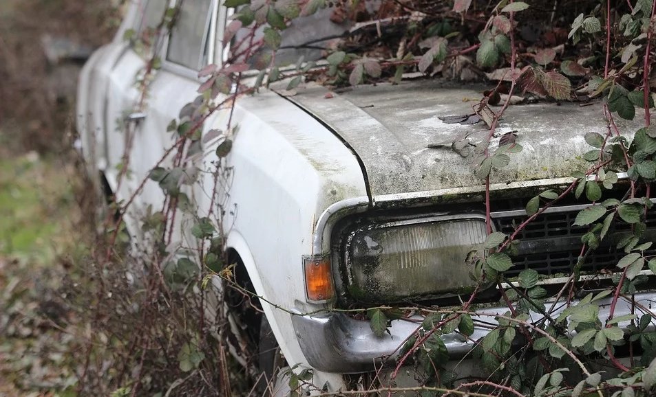 Jednodušší likvidace autovraků z ulic pomůže také na Vysočině