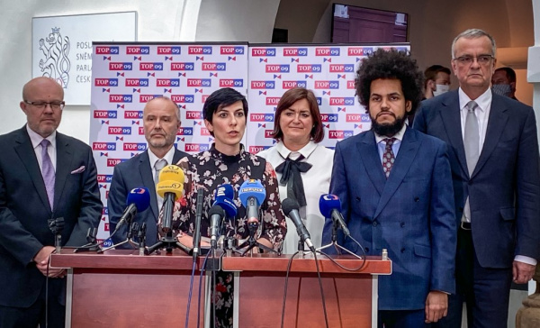 Nedopustíme, aby hybridní hrozby ohrožovaly budoucnost České republiky a jejich občanů