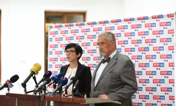 Chceme jednat s ministrem zahraničí o azylu pro obyvatele Hongkongu