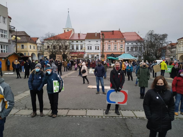 Tři měsíce od otravy Bečvy - Vánoční setkání za Bečvu