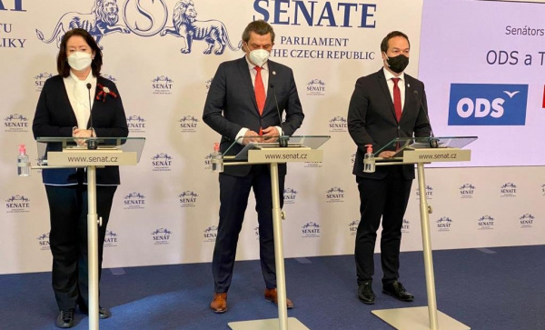 Senátorský klub ODS a TOP 09: Vyzýváme vládu, aby nám zodpověděla otázky týkající se školství, ekonomiky a očkování