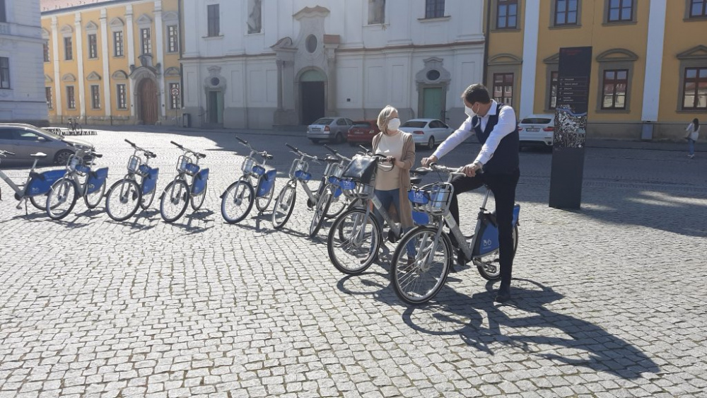 Vandame: V Uherském Hradišti jsme spustili službu sdílených kol