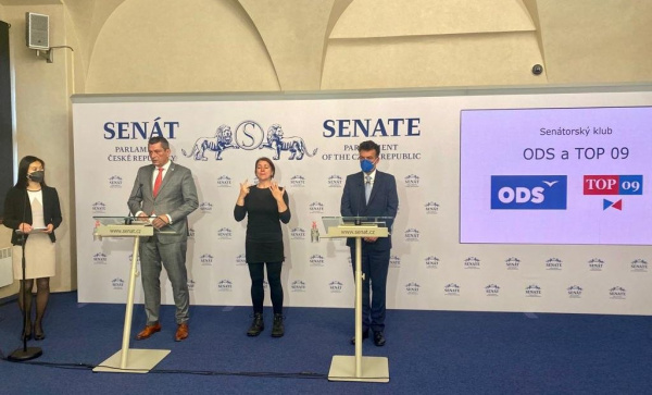 Senátorský klub ODS a TOP 09: Korespondenční volbu podpoříme