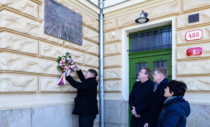 Vedení Plzně uctilo památku deportovaných plzeňských Židů