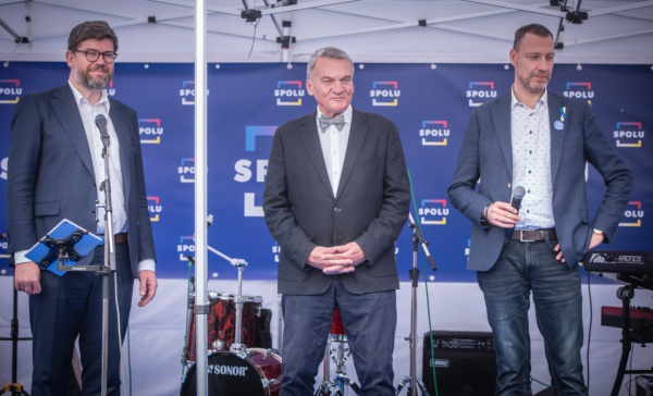 Pražské koalici SPOLU došla s Piráty trpělivost. Bude jednat o menšinové radě