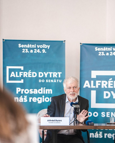 Kandidát na senátora Alfréd Dytrt