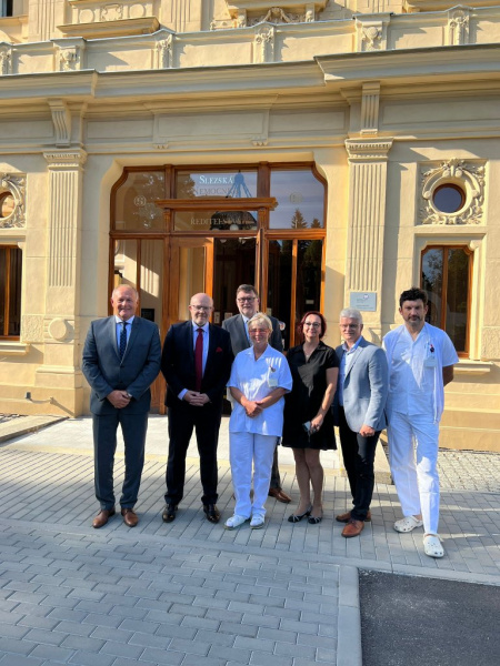 Ministr zdravotnictví Vlastimil Válek navštívil Opavsko a Vítkovsko