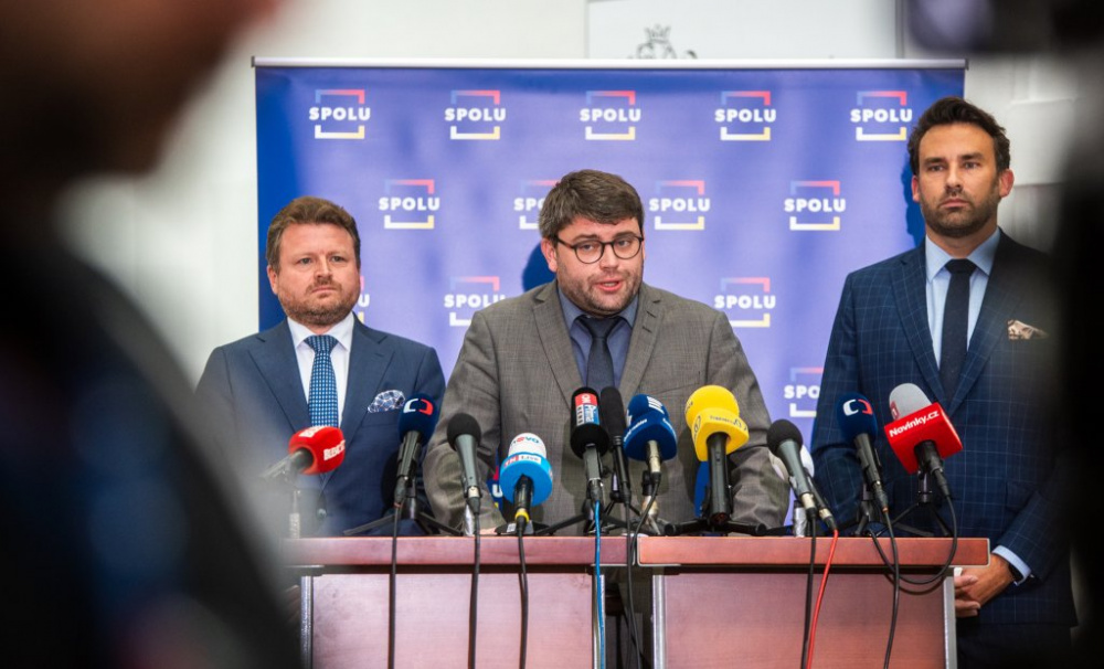 TOP 09 má plán, jak vesnice zbavit starostů i úředníků a ušetřit
