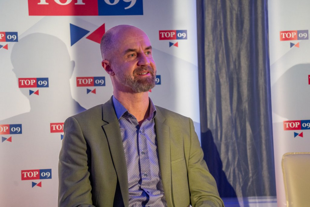 Hradecké školy budou mít nové kolárny pro žáky a učitele