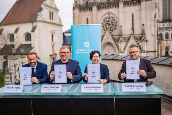 Spojenci pro Olomoucký kraj si znovu plácli na spolupráci