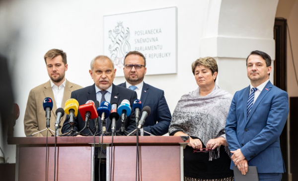 Důchodová reforma je správná, její odložení by znamenalo problémy pro současné důchodce, ale i jejich děti a vnoučata