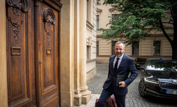 Vláda schválila navýšení rozpočtu pro vědu a výzkum na 43,3 miliard. Jde o první nárůst za dva roky