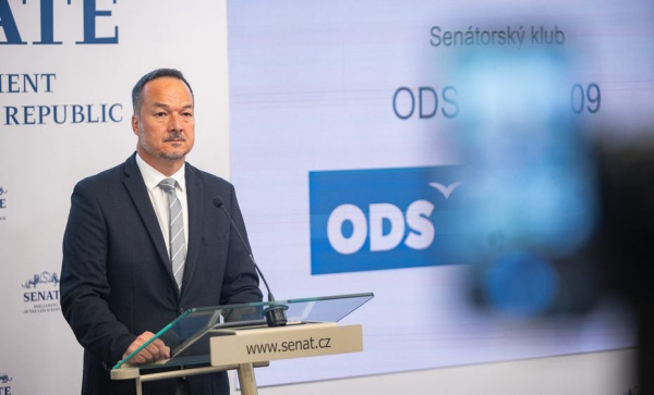 Benefity pro pacienty a zkrácení doby oddlužení. Senátoři TOP 09 se podepsali pod důležité zákony