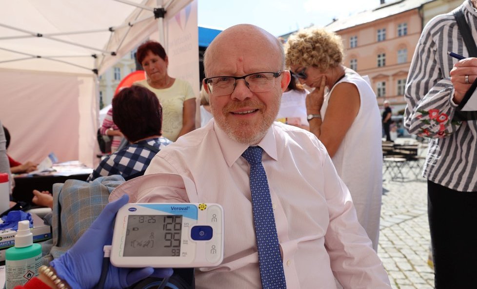 Válek se obul do digitalizace: Konec papírových žádanek. Vše o pacientovi na jednom místě
