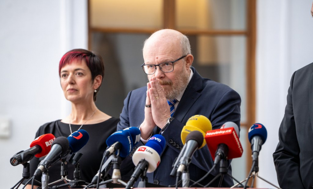 Připlácení za péči u lékaře prosadím. Válek o nadstandardech, lécích i kauze Motol