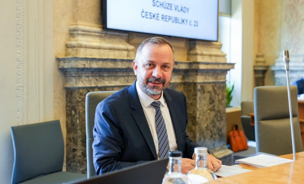 Ministr Ženíšek: Koalice s ANO? V hlavách některých to žije, topka říká ne