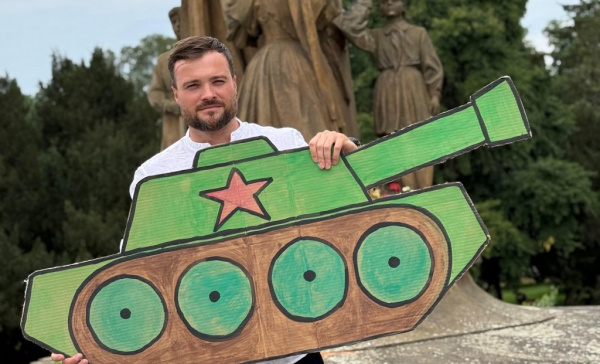 Srpen 68: Připomínejme historii, jinak ztratíme svobodu