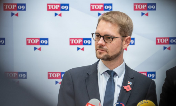 Hádka o Slovensko: Havel zmínil pomýleného premiéra, Ševčík kontroval hnízdem zmijí