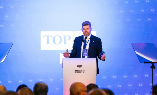 Všichni ví, komu patří Agrofert, namítá Pospíšil