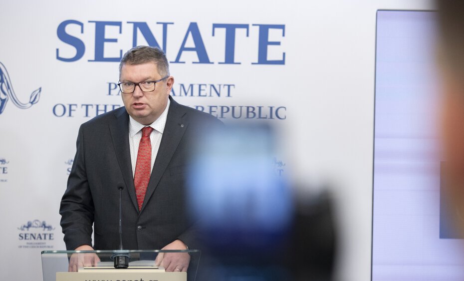 Šebek reprezentoval Česko dobře a jeho zahraniční cesty měly význam, myslí si senátor Třetina