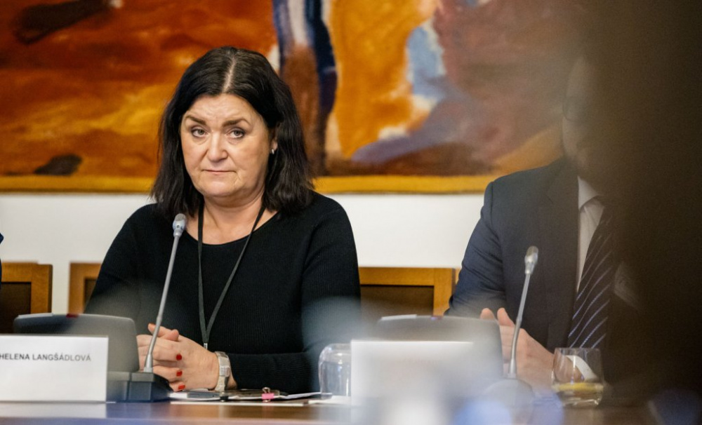 Helena Langšádlová uspořádala kulatý stůl k&nbsp;lepší implementaci mezinárodních sankcí vůči Rusku a Bělorusku