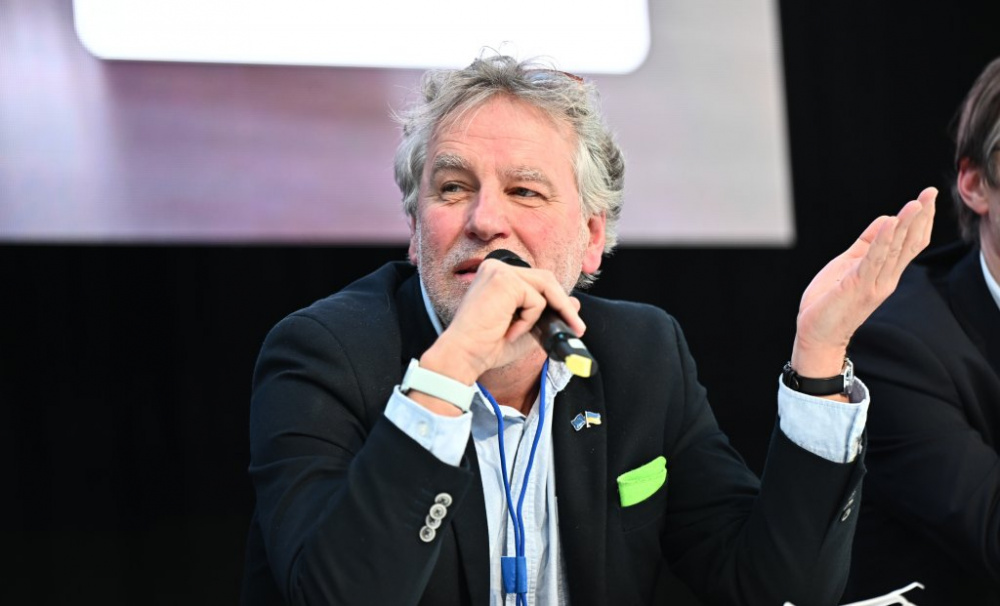 Svět je šílený. Evropa proto musí být akční, říká europoslanec Niedermayer