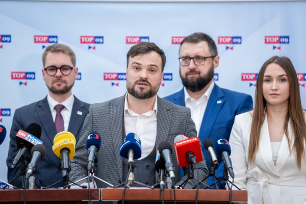 Vládnou ve stylu „po nás potopa“, budoucnost země a příštích generací je nezajímá