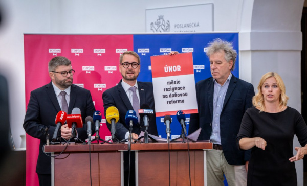 TOP&nbsp;09: Vláda roztrhala pravidla rozpočtové odpovědnosti. Účet pošle našim dětem